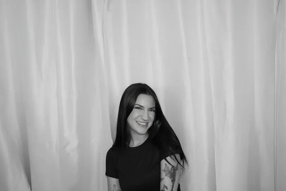Custom black-and-white glam and digital filters in the photo booth